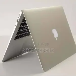 Laptop Apple MacBook Air 2012 4GB Intel Core i5 SSD 128GB