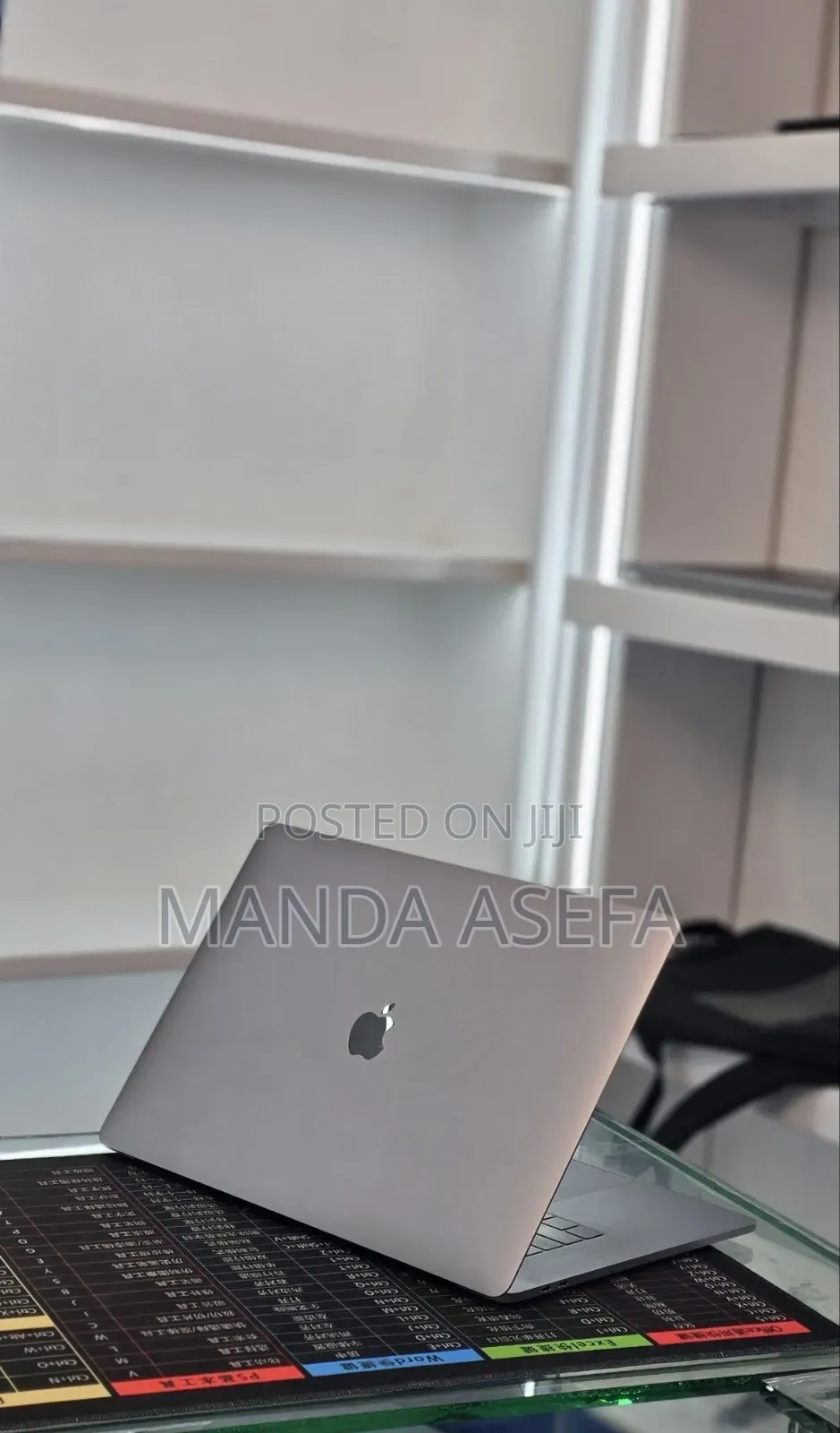 New Laptop Apple MacBook Pro 2018 32GB Intel Core i7 SSD 1T