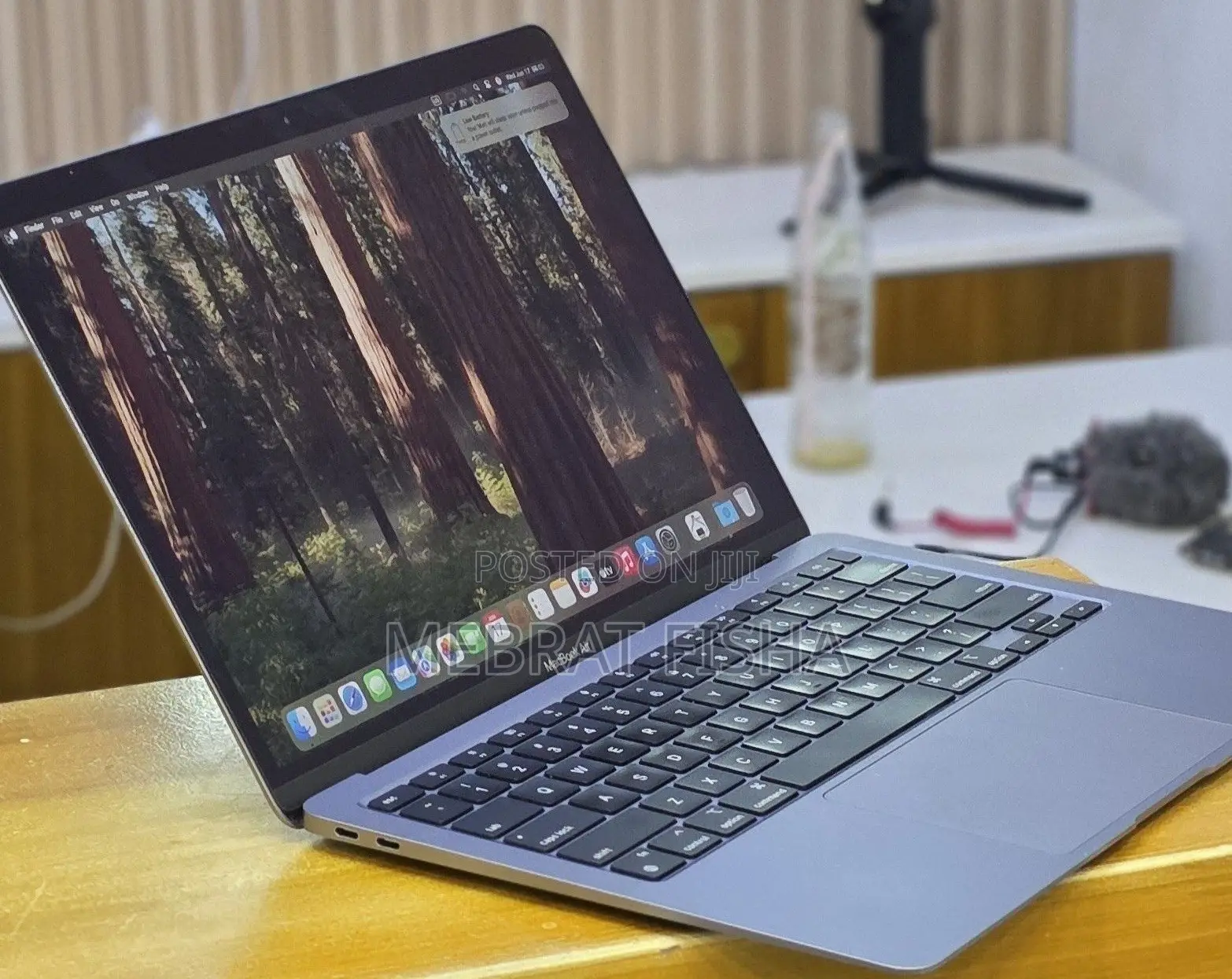 New Laptop Apple MacBook Air 2022 M2 8GB Apple M2 SSD 256GB