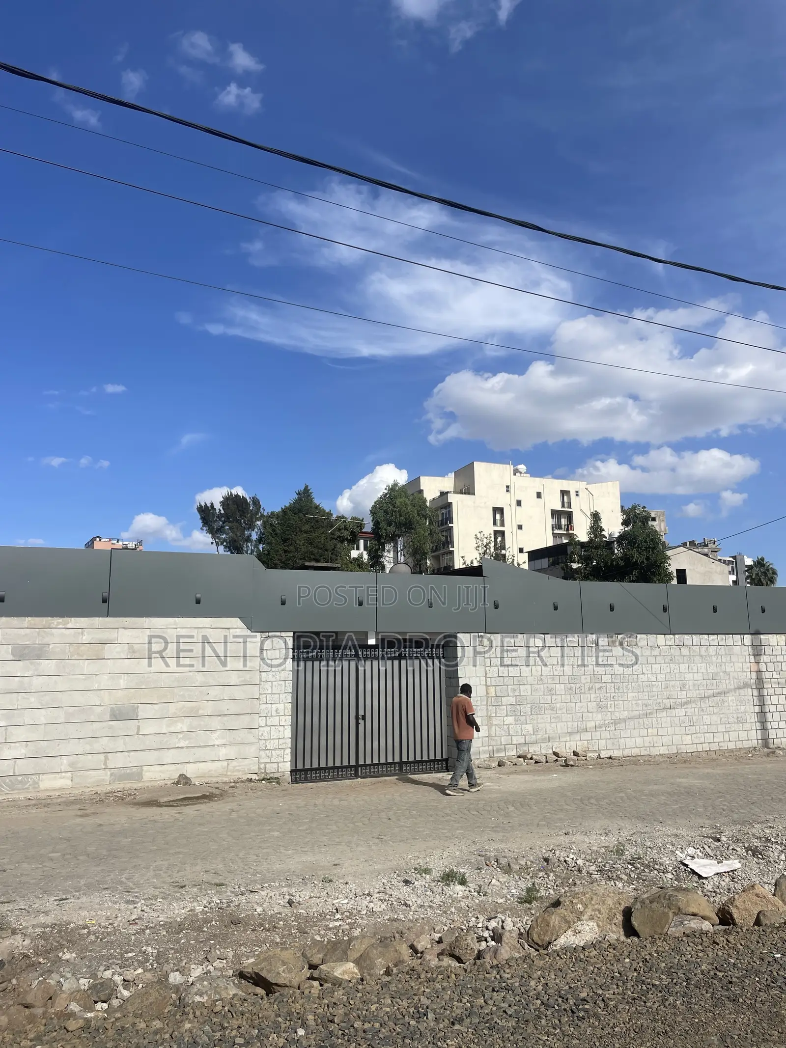 የሚሸጥ 460ካሬ ቦታቦሌ! 460sqm Land for Sale! Bole