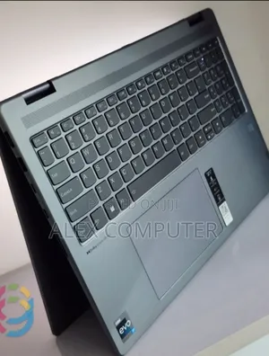 New Laptop Lenovo Yoga 7i 16GB Intel Core i7 SSD 512GB