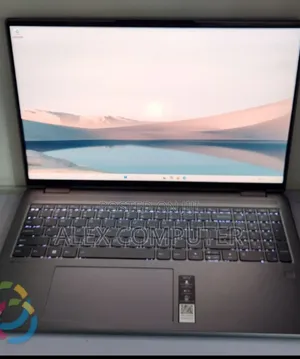 New Laptop Lenovo Yoga 7i 16GB Intel Core i7 SSD 512GB