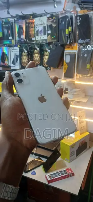 Apple iPhone 11 128 GB White