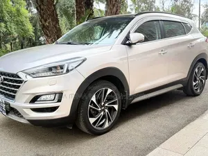 Hyundai Tucson 2019 Gold