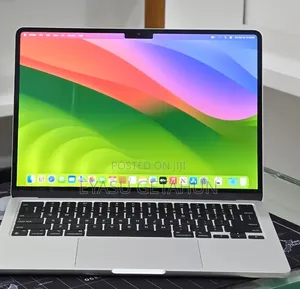 New Laptop Apple MacBook Air 2022 M2 16GB Apple M2 SSD 512GB