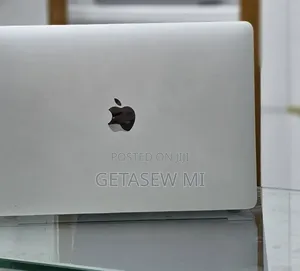 New Laptop Apple MacBook Air 2020 M1 8GB Apple M1 SSD 256GB