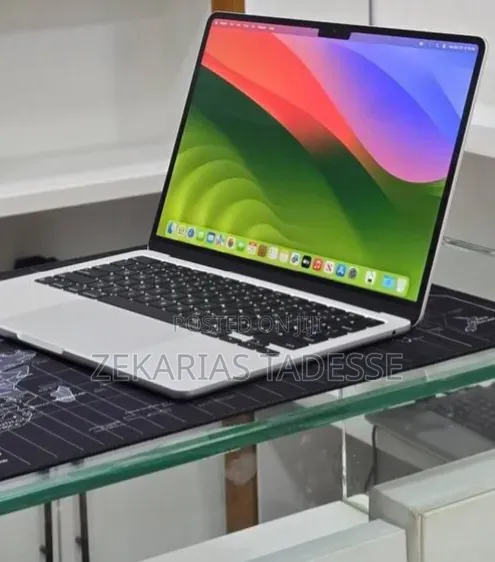 New Laptop Apple MacBook Air 2023 M2 16GB Apple M2 SSD 512GB