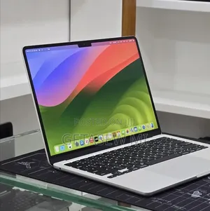 New Laptop Apple MacBook Air 2022 M2 16GB Apple M2 SSD 512GB