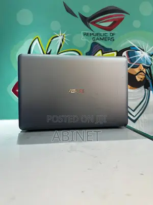 New Laptop Asus VivoBook 15 X505BA 8GB Intel Core i7 HDD 1T
