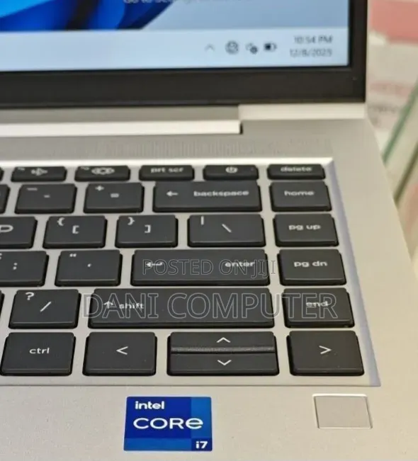 New Laptop HP ProBook 440 G10 16GB Intel Core i7 SSD 1T