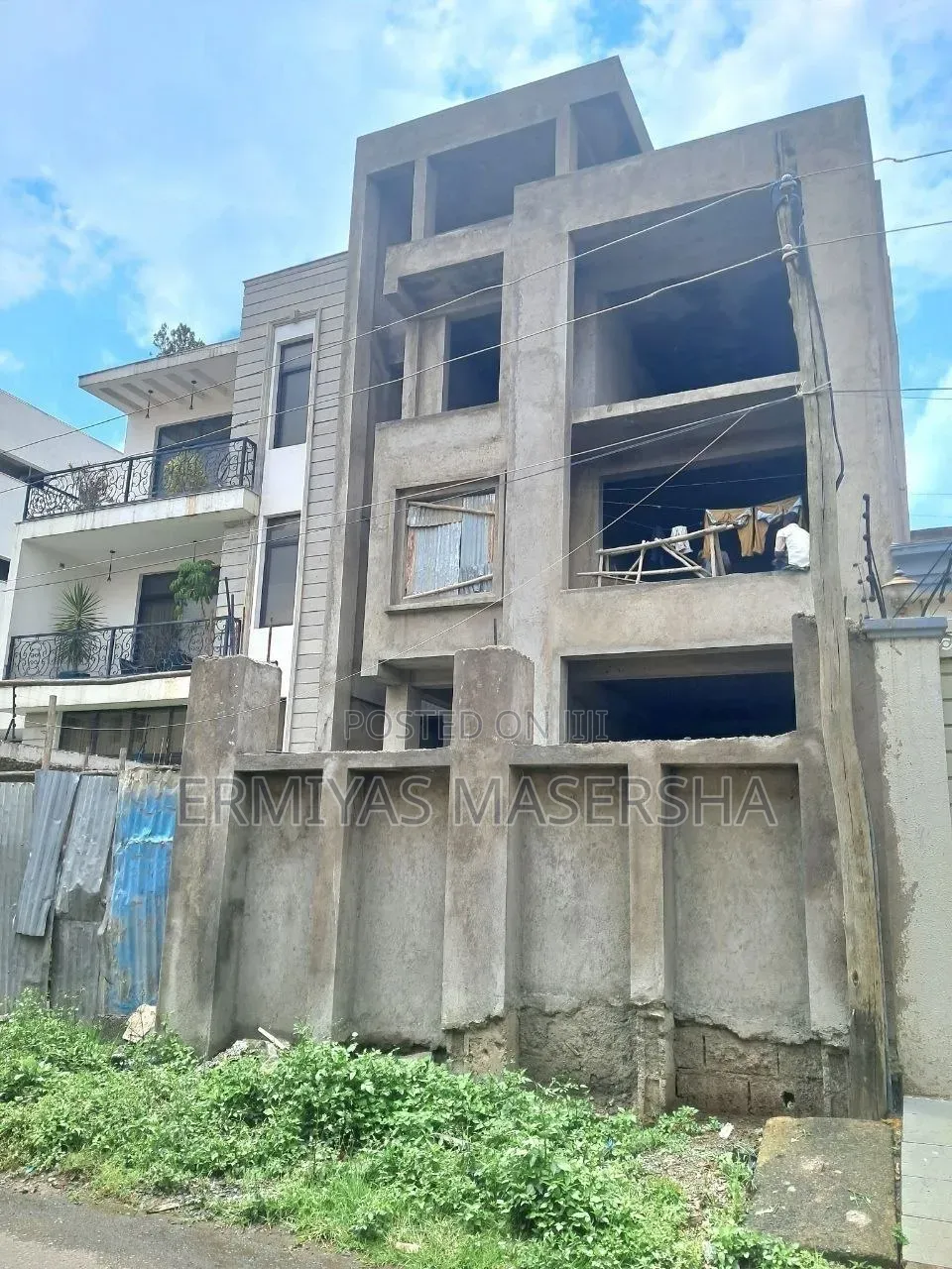 8bdrm House in Yeka for sale