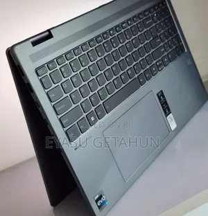 New Laptop Lenovo Yoga 7i 16GB Intel Core i7 SSD 512GB