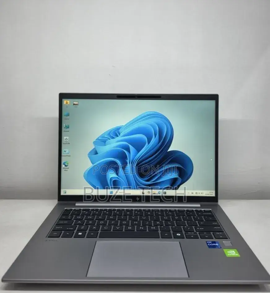 New Laptop HP 16GB Intel Core i7 SSD 512GB