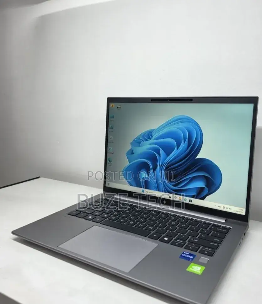 New Laptop HP 16GB Intel Core i7 SSD 512GB