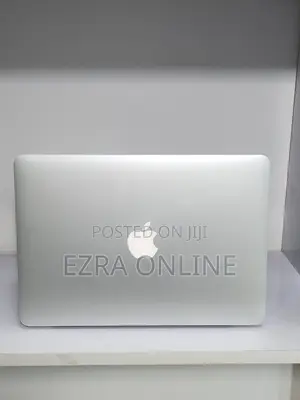 New Laptop Apple MacBook Pro 2015 16GB Intel Core i7 SSD 512GB