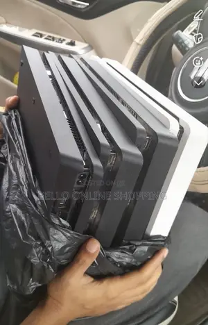 Playstation 4 Slim