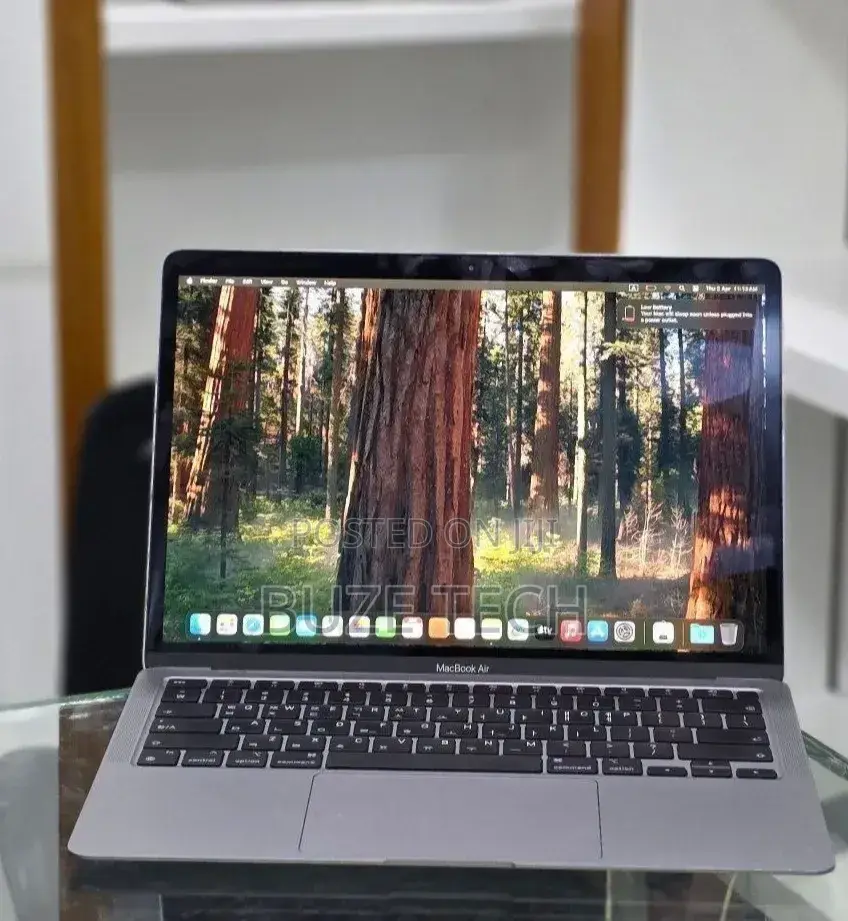 New Laptop Apple MacBook Air 2020 M1 8GB Apple M1 SSD 256GB