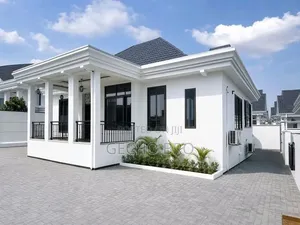 Furnished 3bdrm Villa in Bole for sale