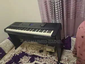 Yamaha DGX 660 Piano