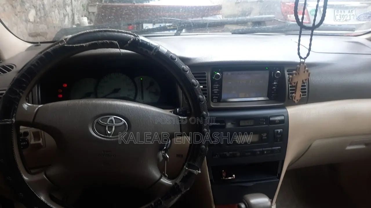 Toyota Corolla Sedan Automatic 2003 Gold
