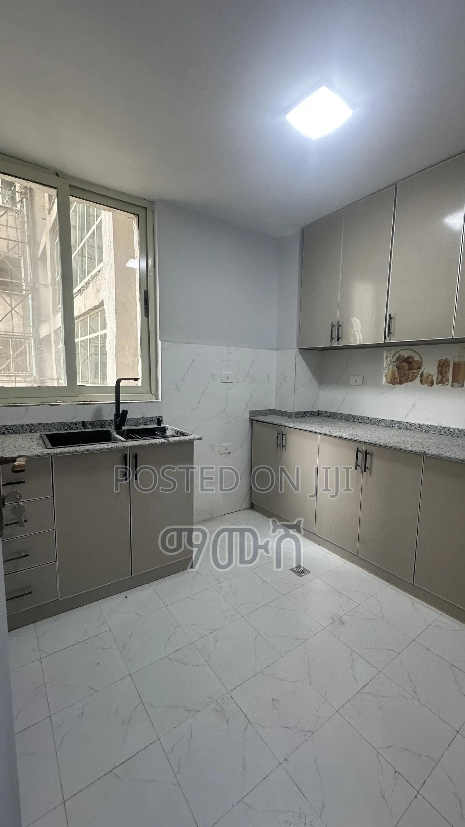 Furnished 3bdrm Condo in አዲስ አበባ ቦሌ በሻሌ, Bole for sale