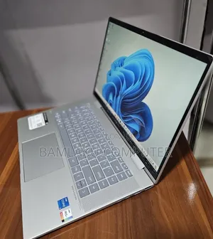 New Laptop HP Envy X360 8GB Intel Core i5 SSD 512GB