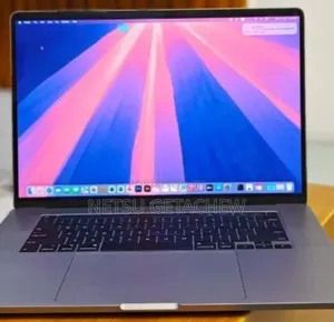 New Laptop Apple MacBook Pro 2018 32GB Intel Core i9 SSD 2T