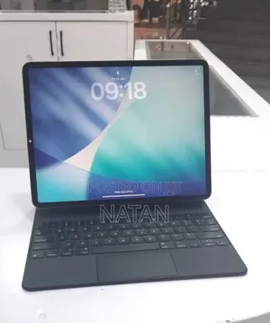 New Apple iPad Pro 12.9 (2020) 256 GB