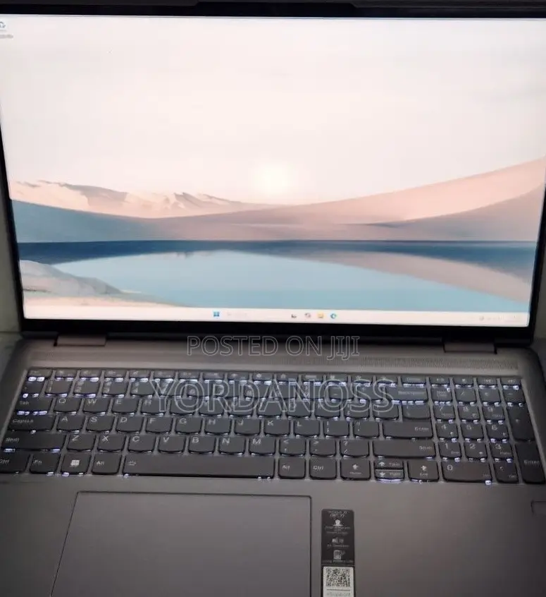 New Laptop Lenovo Yoga 7i 16GB Intel Core i7 SSD 512GB
