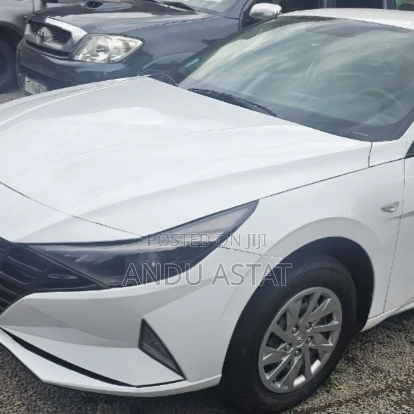 Hyundai Elantra 2022 White