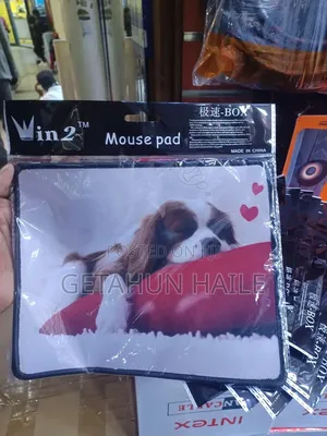 Win 2 Mouse Pad