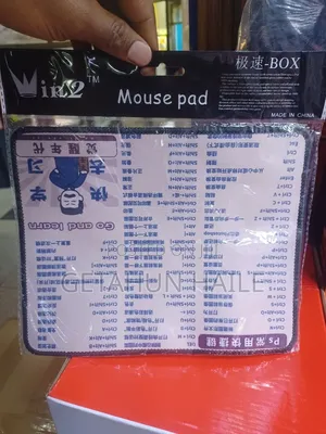Win 2 Mouse Pad