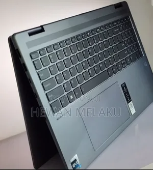 New Laptop Lenovo Yoga 7i 16GB Intel Core i7 SSD 512GB