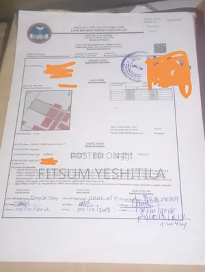 ለመኖሪያ የሚሆን ፈራሽ ቤት ያለው