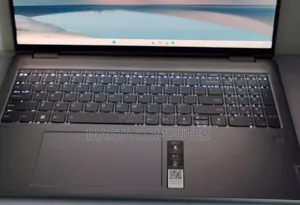 New Laptop Lenovo Yoga 7i 16GB Intel Core i7 SSD 512GB