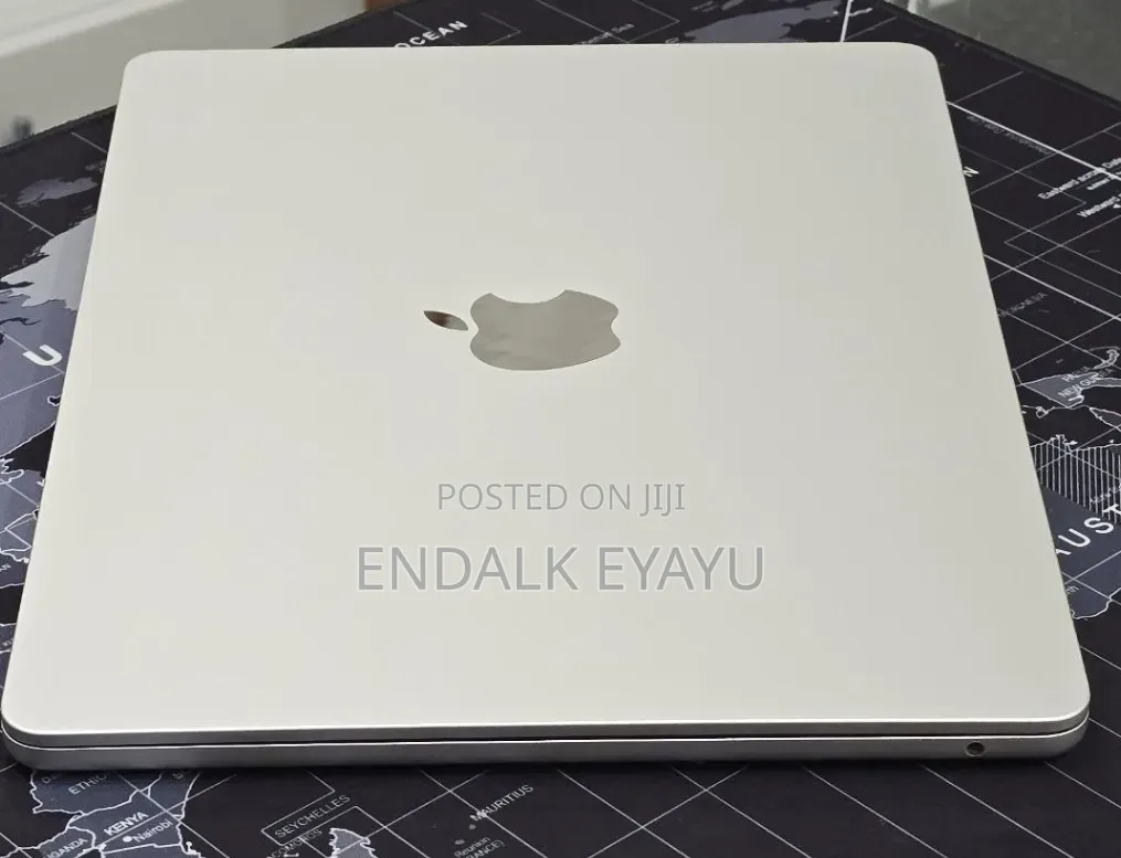 New Laptop Apple MacBook Air 2022 M2 16GB Apple M2 SSD 512GB