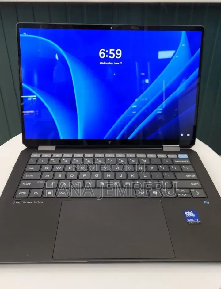 New Laptop HP OmniBook Ultra Flip 14" 16GB Intel Core Ultra 7 SSD 1T