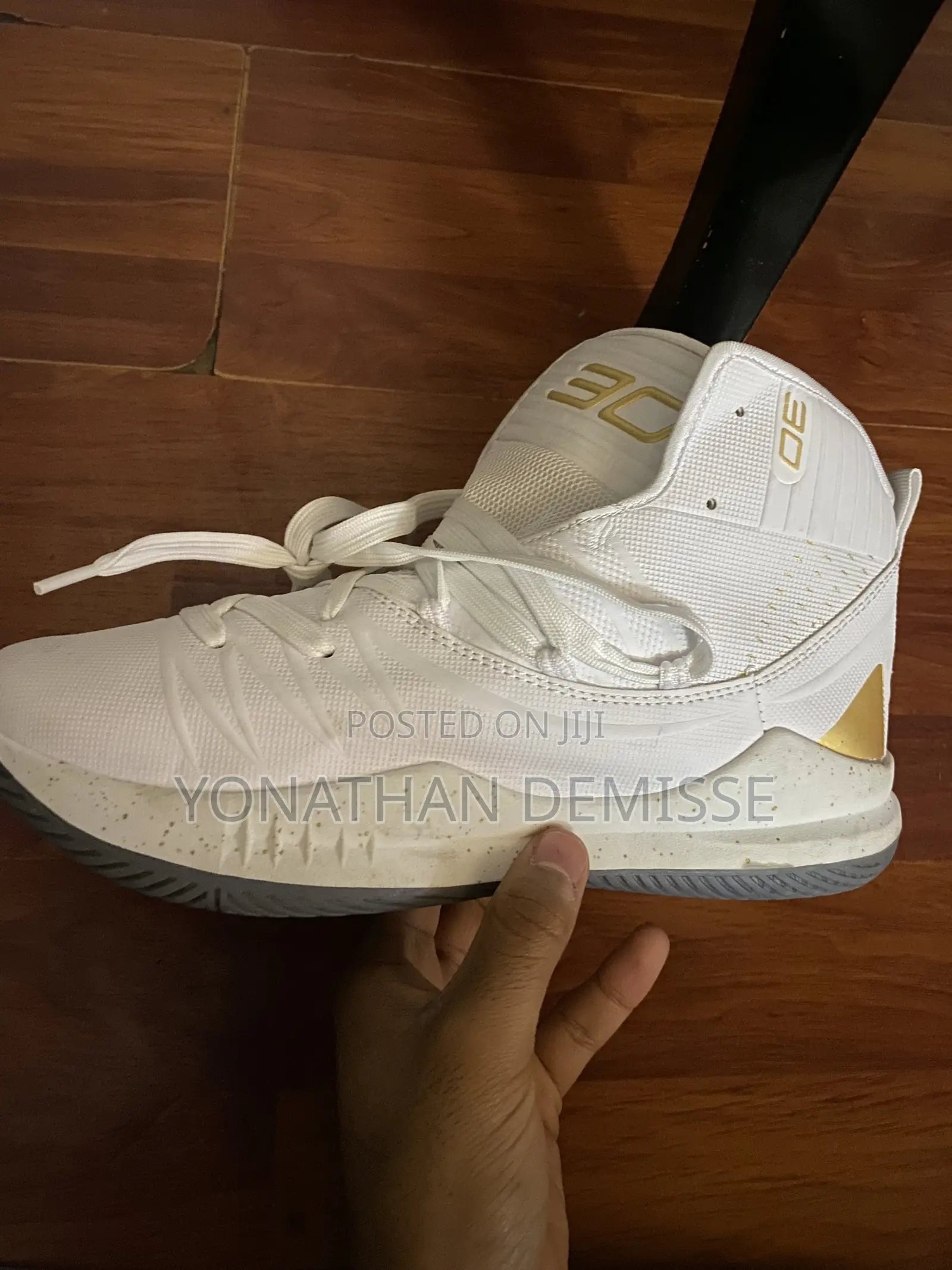 Shoe for Sell