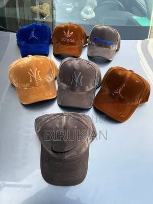 Soft Velvet Material Baseball Caps