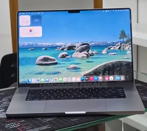New Laptop Apple MacBook Pro 2020 M1 32GB Apple M1 Pro SSD 512GB