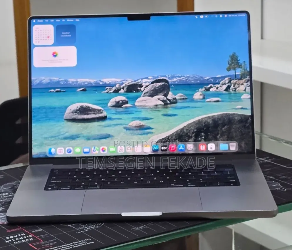 New Laptop Apple MacBook Pro 2020 M1 32GB Apple M1 Pro SSD 512GB
