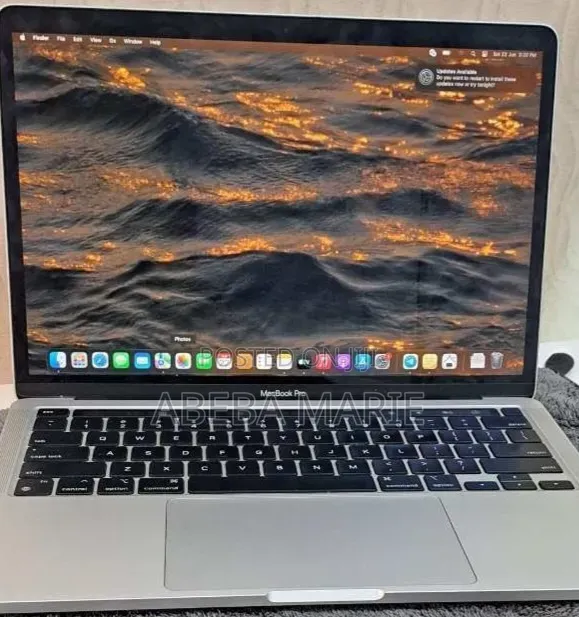 New Laptop Apple MacBook Pro 2020 16GB Apple M1 SSD 512GB