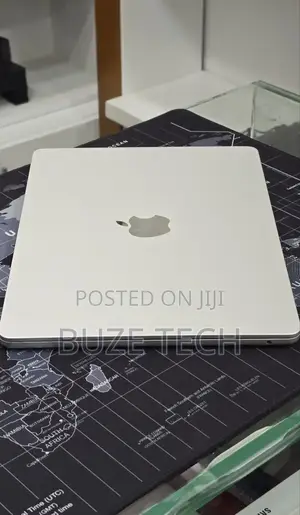 New Laptop Apple MacBook Air 2022 M2 16GB Apple M2 SSD 512GB