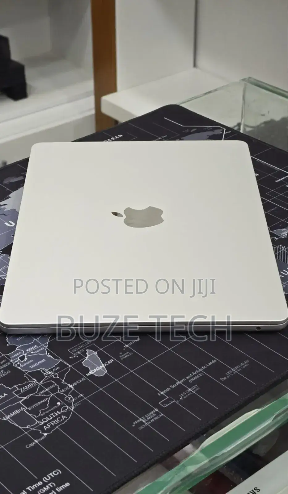 New Laptop Apple MacBook Air 2022 M2 16GB Apple M2 SSD 512GB