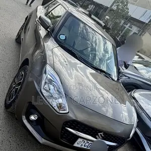 Suzuki Swift 2022 Gray