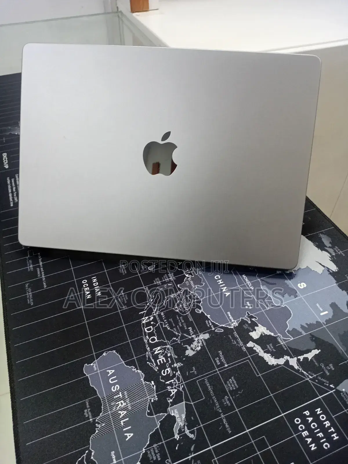 New Laptop Apple MacBook 32GB Apple M1 Pro SSD 512GB