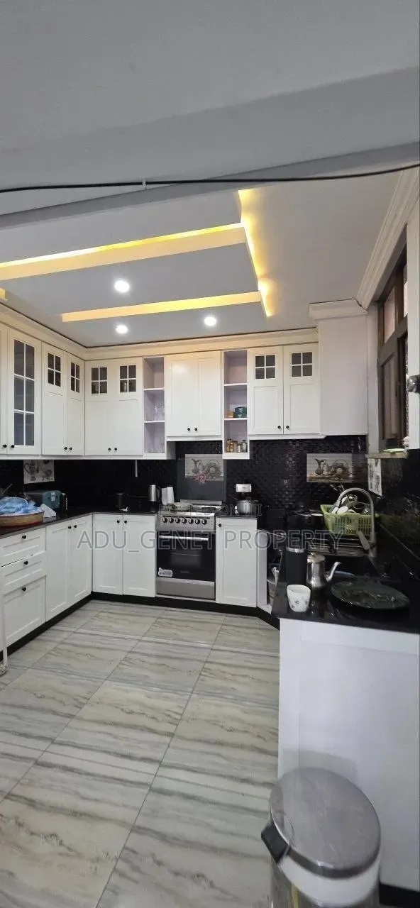 Furnished 2bdrm Apartment in Aroud Cmc, Yeka for sale