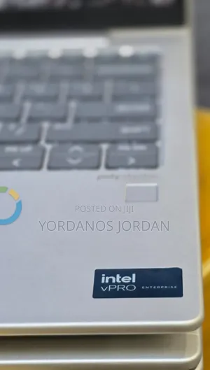 New Laptop HP 630 16GB Intel Core Ultra 7 SSD 512GB