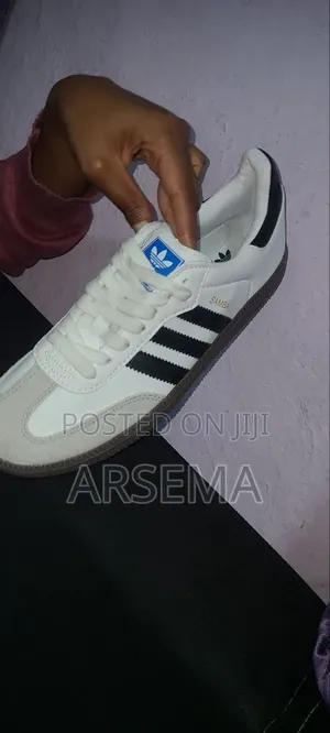 Adidas Samba