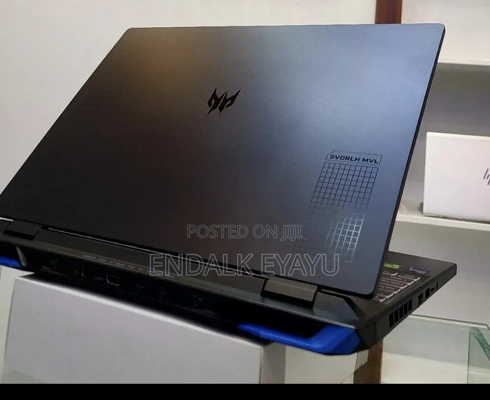 New Laptop Acer Predator Helios 300 16GB Intel Core i9 SSD 1T